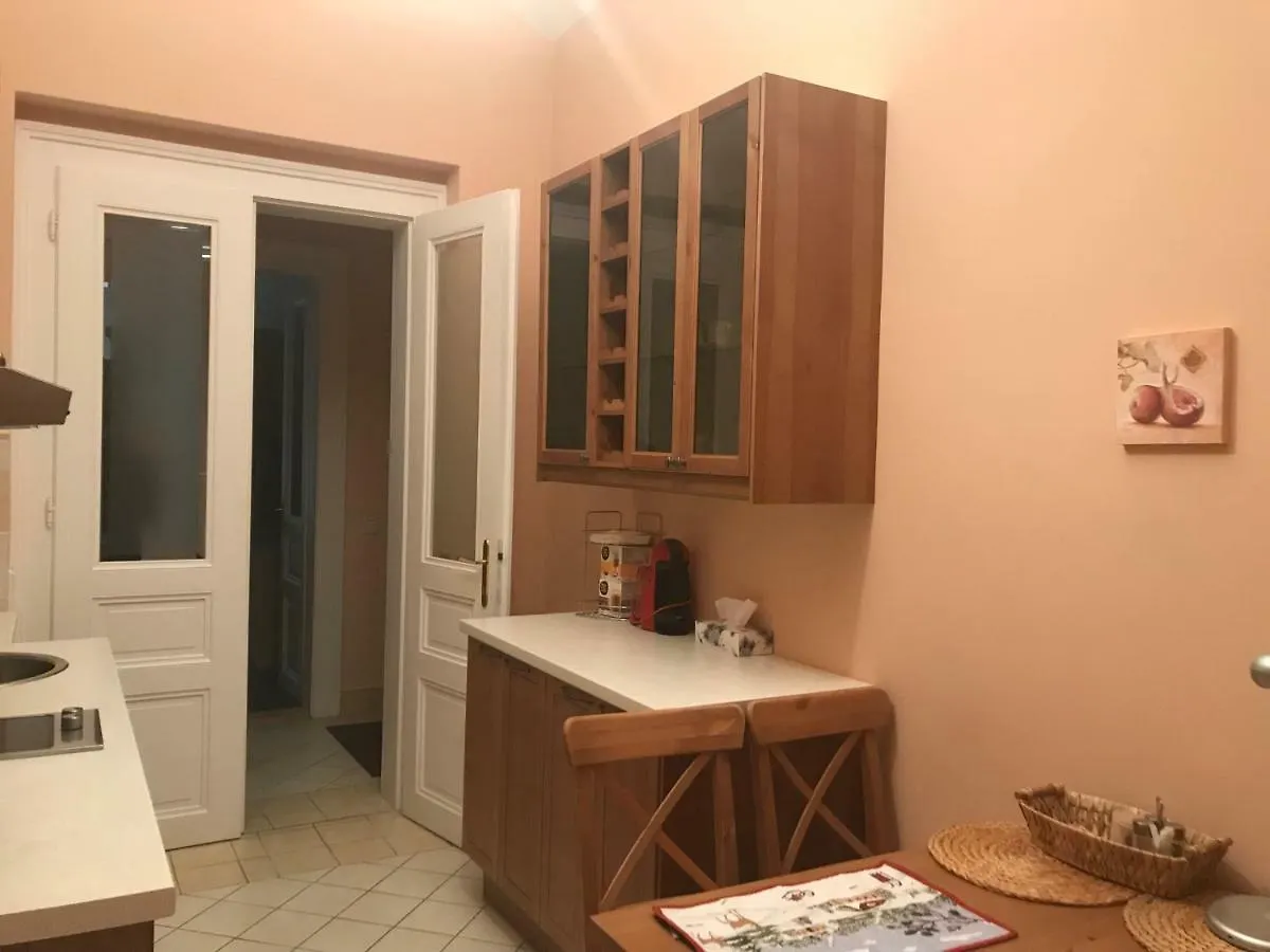 Apartamento Apart Near The Charles Bridge Praga República Checa
